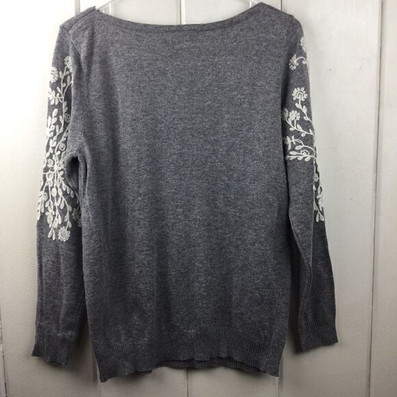 Rain + Rose Angora Embroidered Sweater Gray & White Floral, Size Small - Picture 8 of 8